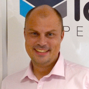 Rob Tomlison